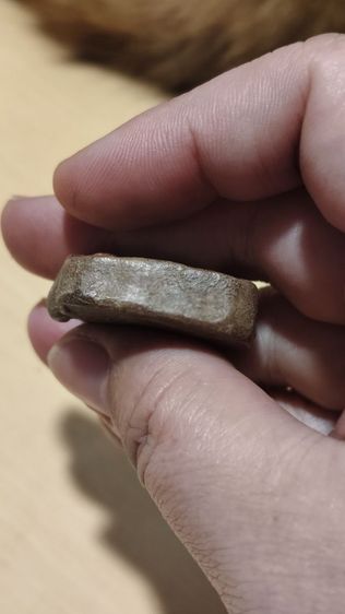 พระเครื่องไม่ทราบที่มา รูปที่ 4