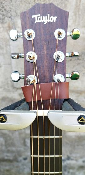 กีต้าร์โปร่ง TAYLOR Baby BT-1 พร้อมกระเป๋า สายสะพายอย่างดี มือสอง จากญี่ปุ่น รูปที่ 9