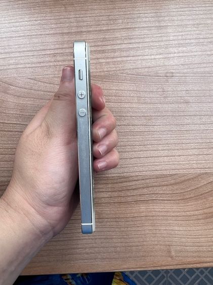 iPhone 5s สีขาว มือ 2 ขายตามสภาพ รูปที่ 3