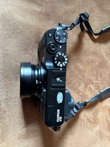 กล้องถ่ายรูป Fuji X10 รูปที่ 2