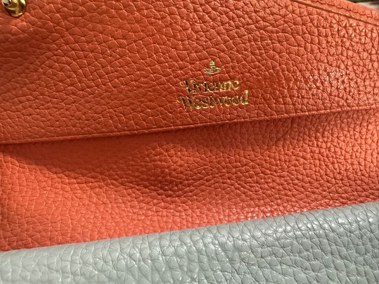Vivienne Westwood Long Wallet กระเป๋าสตางค์ใบยาว หนังแท้ ทูโทน ฝาพับ มือสองของแท้ รูปที่ 4