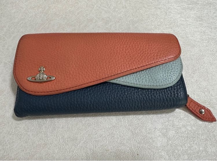หญิง หลากสี Vivienne Westwood Long Wallet กระเป๋าสตางค์ใบยาว หนังแท้ ทูโทน ฝาพับ มือสองของแท้