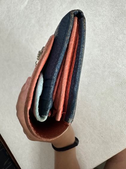 Vivienne Westwood Long Wallet กระเป๋าสตางค์ใบยาว หนังแท้ ทูโทน ฝาพับ มือสองของแท้ รูปที่ 8