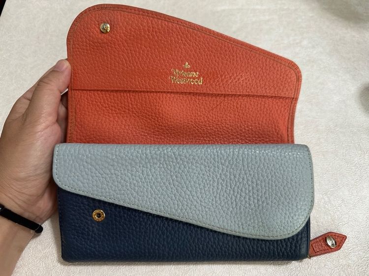 Vivienne Westwood Long Wallet กระเป๋าสตางค์ใบยาว หนังแท้ ทูโทน ฝาพับ มือสองของแท้ รูปที่ 5