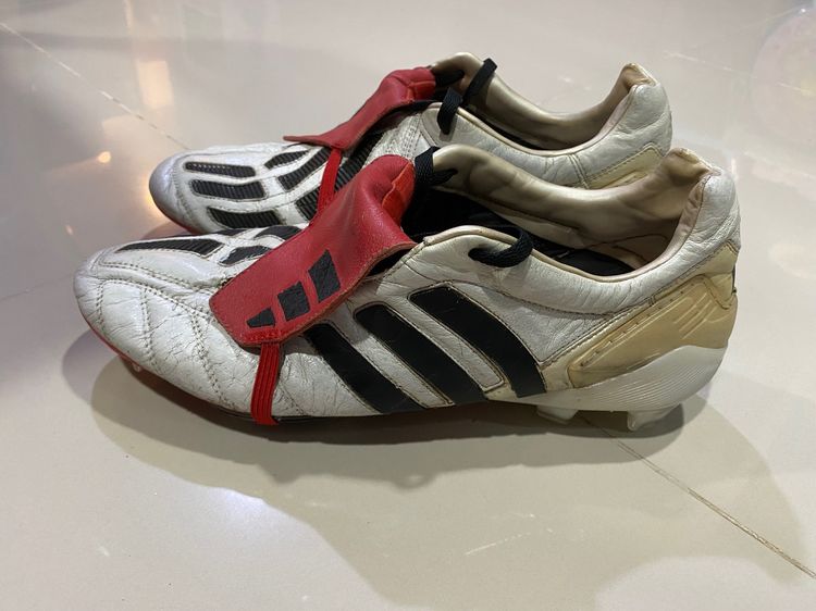ผู้ชาย รองเท้าฟุตบอล อื่นๆ ขาย Adidas Predator mania สีขาว FG Size 11 UK 295 JP