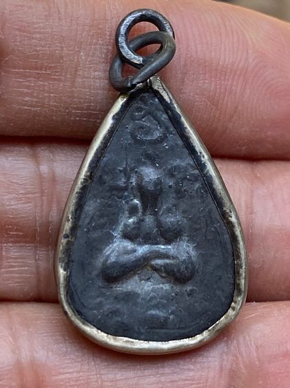 พระเก่าเนื้อโลหะ รูปที่ 2