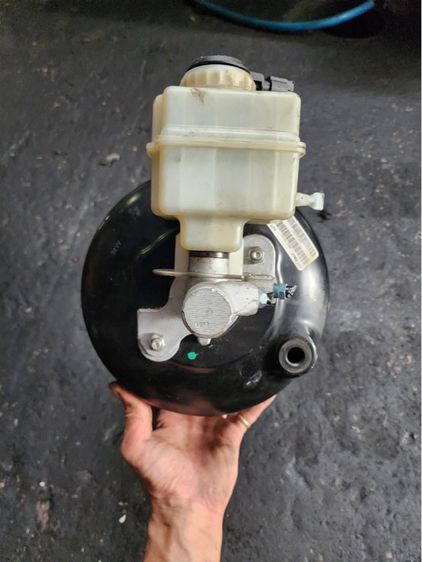 หม้อลมเบรค BMW F30 รูปที่ 4