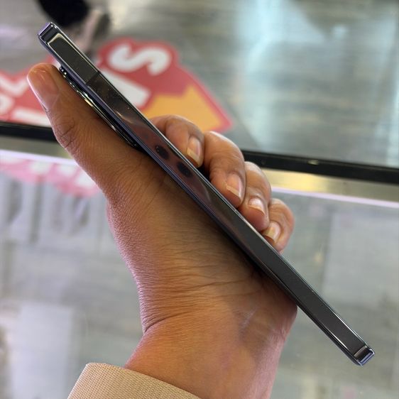 IQOO 12 5G สีดำ(Alpha) เครื่องศูนย์ สภาพสวย จอ6.78นิ้ว แรม16รอม512 Snap8 Gen3 กล้อง64ล้าน(3ตัว)❤️❤️ รูปที่ 3