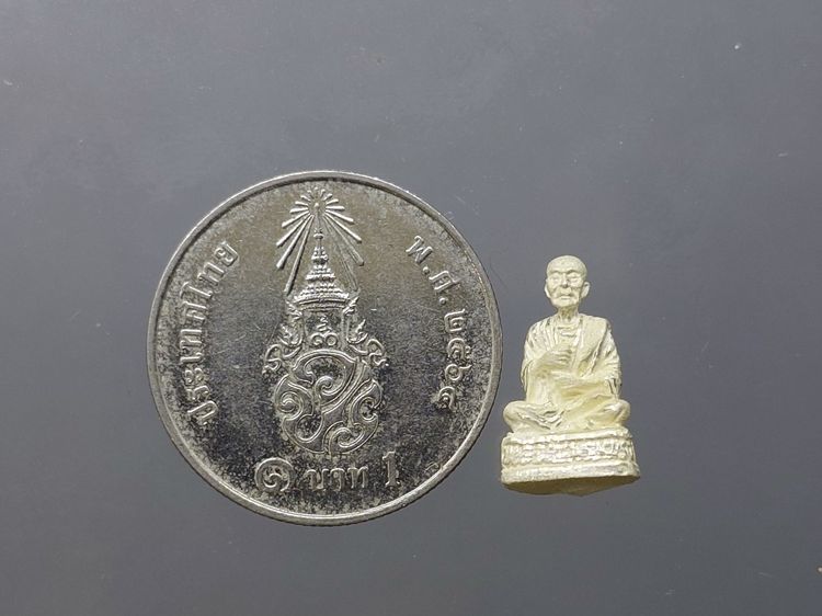 สมเด็จโต พรหมรังษี เนื้อเงิน ลอยองค์ รุ่น "เมตตา มหาบารมี วัดบวรนิเวศวิหาร ปี2540 มาพร้อม การ์ดรับรอง และกล่องเดิม รูปที่ 9