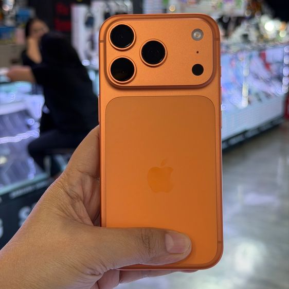 iPhone17 Pro 256GB สีส้ม เครื่องศูนย์ สภาพสวยมากๆ สุขภาพแบต100(รอบชาร์จ7) ประกันศูนย์ยาวๆ🔥🔥 รูปที่ 3