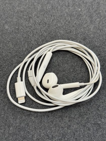 หูฟังมีสาย iphone (lining) มือสอง ของแท้