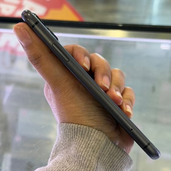 iPhone11 64GB สีดำ เครื่องศูนย์ โมเดลTH สภาพสวยมากๆ🔥🔥 รูปที่ 4