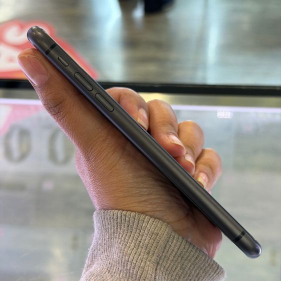 iPhone11 64GB สีดำ เครื่องศูนย์ โมเดลTH สภาพสวยมากๆ🔥🔥 รูปที่ 3