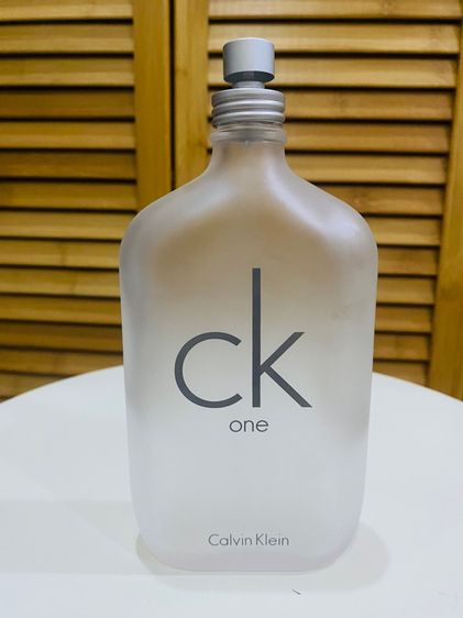 ขวดเปล่าน้ำหอม CK One แท้ 💯 ขนาด 300 มล ไซซ์ใหญ่พิเศษ รุ่นนี้  หายากมาก🔥 สภาพสวยใส ไม่มีรอยแตก รูปที่ 8