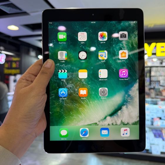 Apple 32 GB iPad Air1 32GB WiFi สีดำ เครื่องศูนย์ โมเดลTH สภาพสวยมาก จอ9.7นิ้ว 🔥🔥