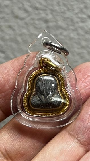 พระปิดตาหลวงปู่เอี่ยมวัดหนังเลี่ยมทองโบราณ