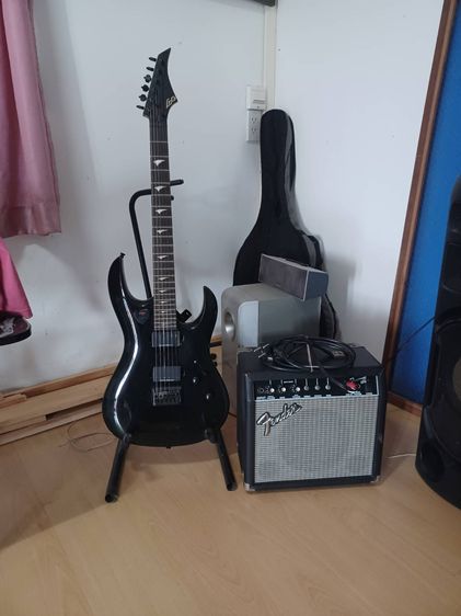 กีต้ารไฟฟ้า 