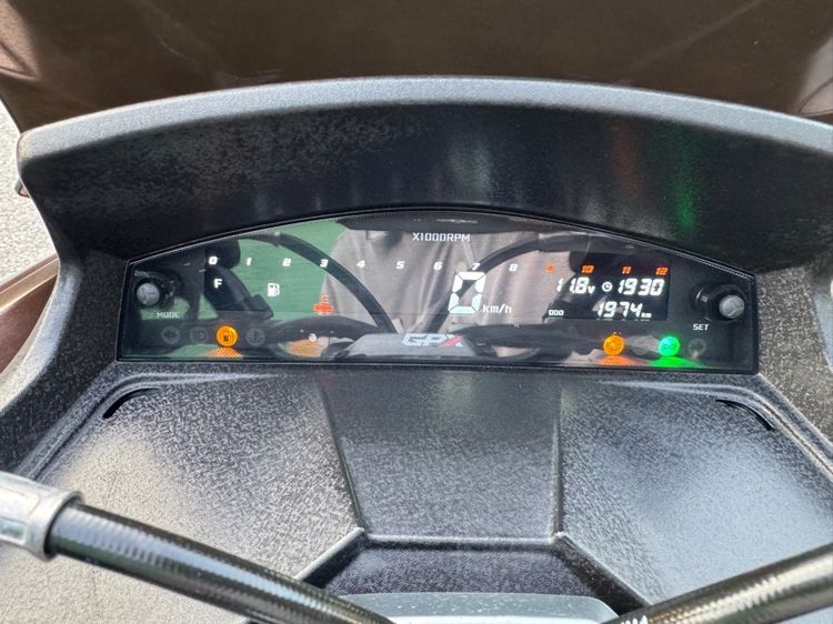 GPX DRONE 150cc 4-VALVES สภาพรถคันนี้ นางฟ้าใช้น้อยเครื่องดีมาก สีสวยมาก ต้องมาดูของจริง มีสถานที่ให้ทดลองขับขี่ก่อนซื้อ รูปที่ 2