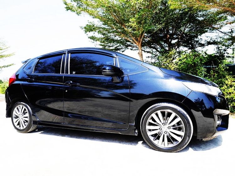 Honda Jazz 2015 1.5 SV i-VTEC Sedan เบนซิน ไม่ติดแก๊ส เกียร์อัตโนมัติ ดำ รูปที่ 2
