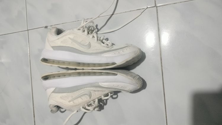 Nike air max ap ความยาวเท้า250 มือสองของแท้แน่นอนครับ รูปที่ 4