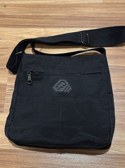 ไม่ระบุ กระเป๋าสะพายข้าง ruddog สีดำ