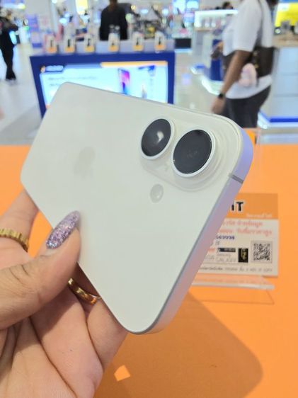 iPhone 16  รูปที่ 6