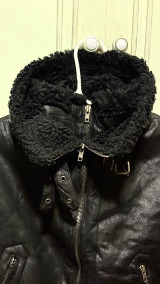 เสื้อหนังชามัวร์สีดำขนแกะหนานุ่ม ติดลบได้ งานป้ายเกาหลี  แบรนด์ Stage เสื้อกันหนาว เสื้อขนแกะ รูปที่ 8