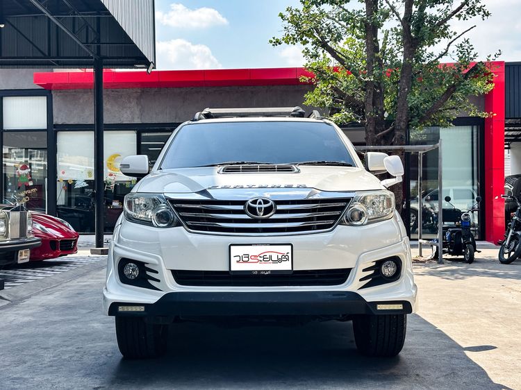 Toyota Fortuner 2012 2.5 G Utility-car ดีเซล เกียร์ธรรมดา ขาว รูปที่ 2