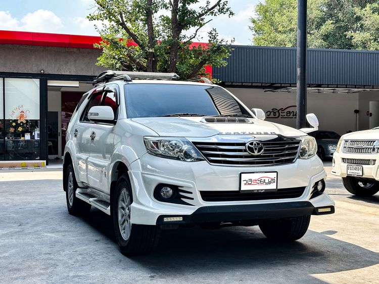 Toyota Fortuner 2012 2.5 G Utility-car ดีเซล เกียร์ธรรมดา ขาว รูปที่ 3
