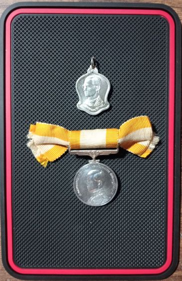 ประกันแท้..เหรียญ ร.9ปี 2530,ร.10ปี 2515..เนื้อเงินแท้เดิมสภาพสุดเยี่ยม รูปที่ 14