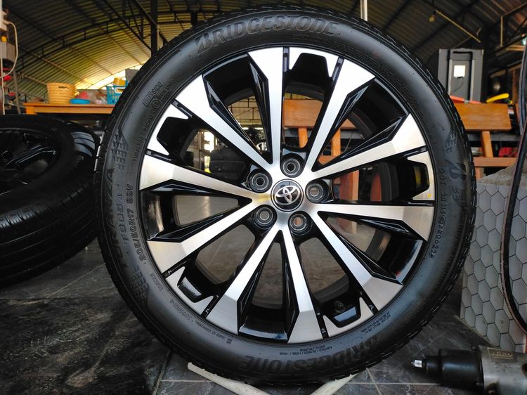 อื่นๆ 17" อื่นๆ แม็กโตโยต้า ขอบ17 พร้อมยางบริสโตน 205 50 17 ปี22 สีเดิมไม่ดุ้งไม่คดไม่แตก ใส่ vios อัลติส วิช  พรีอุส  เวลอส