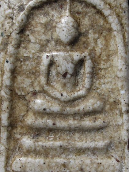 พระสมเด็จ วัดระฆัง พิมพ์ใหญ่ เนื้อแกร่งจะกลายเป็นหินแล้วครับ