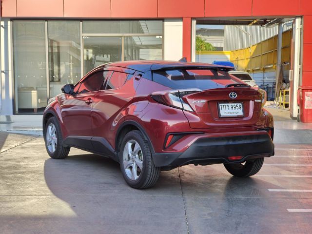 Toyota C-HR 2018 1.8 HV Hi Sedan เบนซิน ไม่ติดแก๊ส เกียร์อัตโนมัติ แดง รูปที่ 4