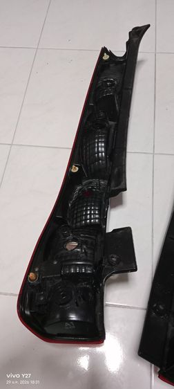 ไฟท้ายขาวแดง honda crv g2 ปี 04-06 รูปที่ 5