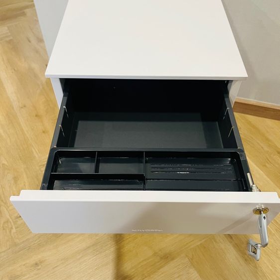 Haworth White Metal Mobile Pedestal. รูปที่ 8