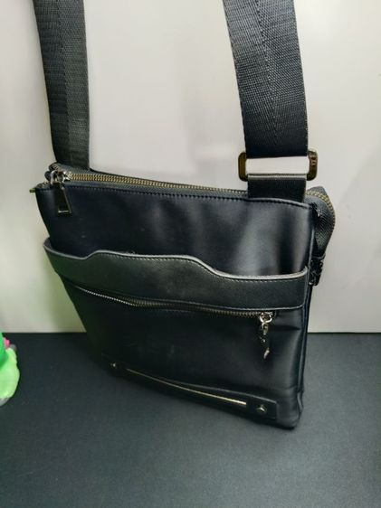 กระเป๋าสะพายข้าง Urban Style วัสดุพรีเมียม ทนทาน ฟังก์ชันครบ จบในใบเดียว รูปที่ 6