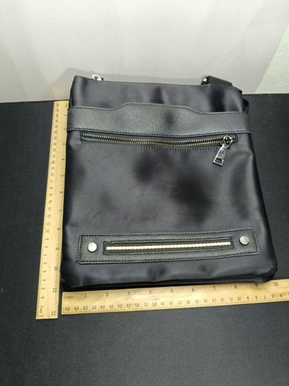 กระเป๋าสะพายข้าง Urban Style วัสดุพรีเมียม ทนทาน ฟังก์ชันครบ จบในใบเดียว รูปที่ 4