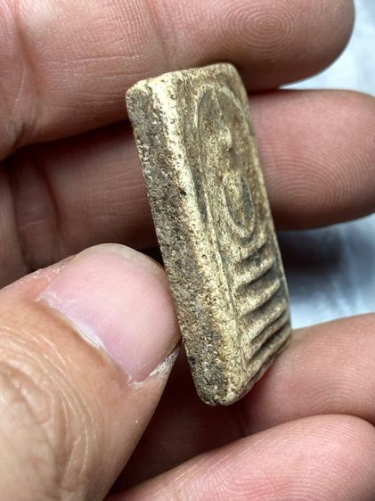 พระสมเด็จพิมพ์เส้นด้าย รูปที่ 4