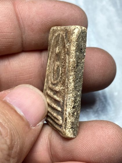 พระสมเด็จพิมพ์เส้นด้าย รูปที่ 3