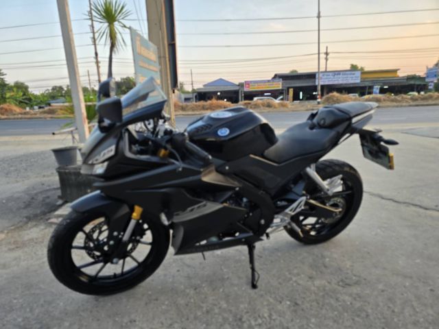 ขายด่วน yamaha yzf r15 ปี 2021 รูปที่ 5