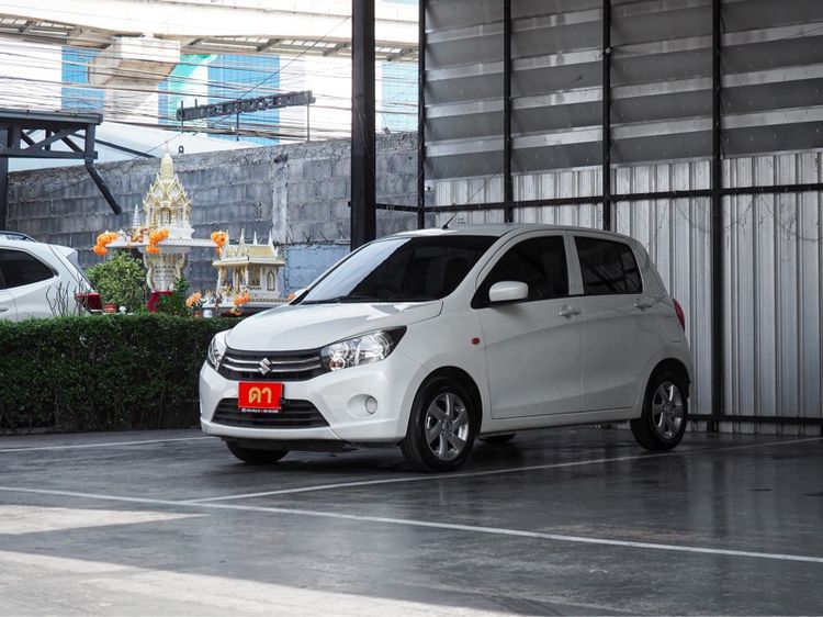 รถ Suzuki Celerio 1.0 GLX สี ขาว