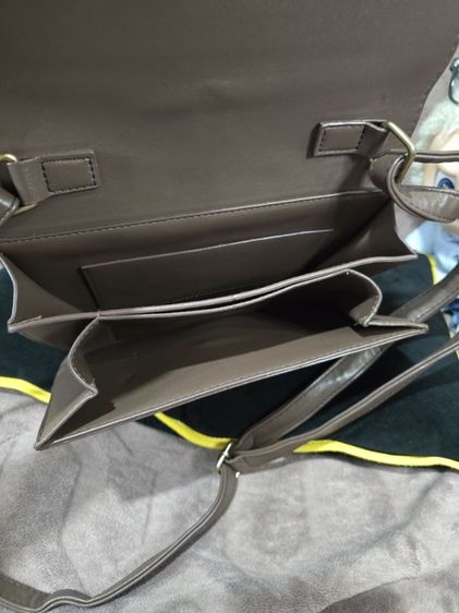 กระเป๋าแฟชั่นมือ2 สภาพกริบ รูปที่ 4