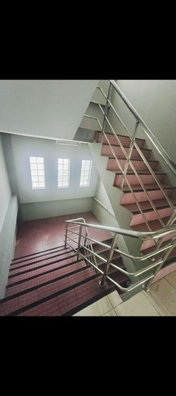 ใช่ ขายอาคาร 5 ชั้นลาดพร้าว 101 รูปที่ 3