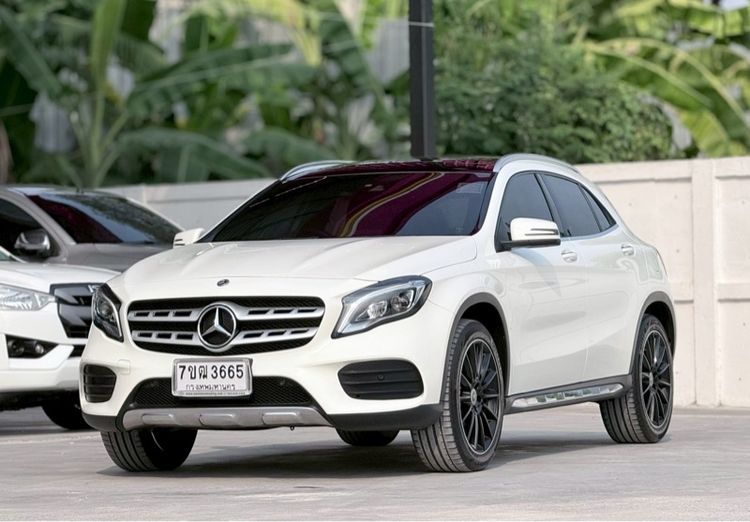 Mercedes-Benz GLA-Class 2018 GLA250 Utility-car เบนซิน ไม่ติดแก๊ส เกียร์อัตโนมัติ ขาว รูปที่ 3