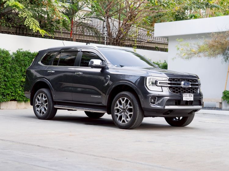 รถ Ford Everest 2.0 Bi-Turbo Titanium+ สี เทา