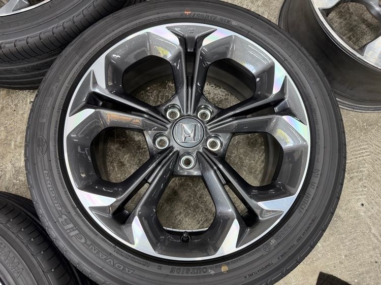 ล้อแม็ก HONDA CIVIC ขอบ 17“ ถอดป้ายแดง ยาง YOKOHAMA 215-50R17 ปี 25 สีเส้นตุ่มหน้ายางยังอยู่ครบ รูปที่ 6