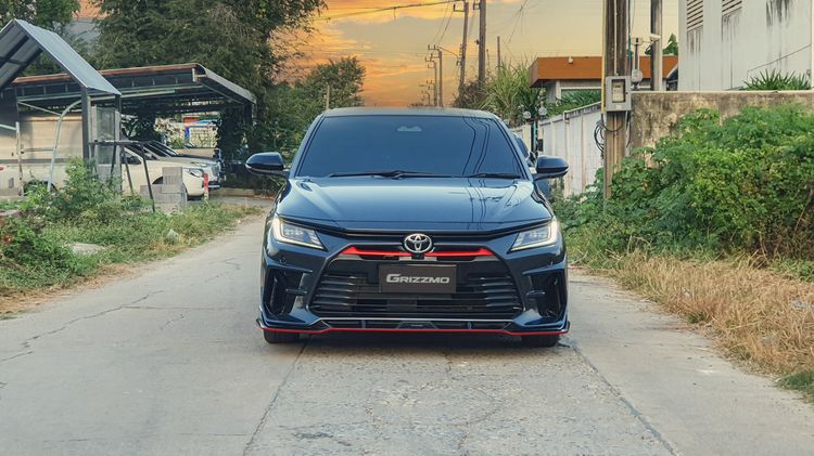 ชุดเเต่งสเกิร์ตรอบคัน GRIZZMO สำหรับ Toyota Yaris Ativ 2022 - 2026 ABS 100 งานเเบรนด์ไทย