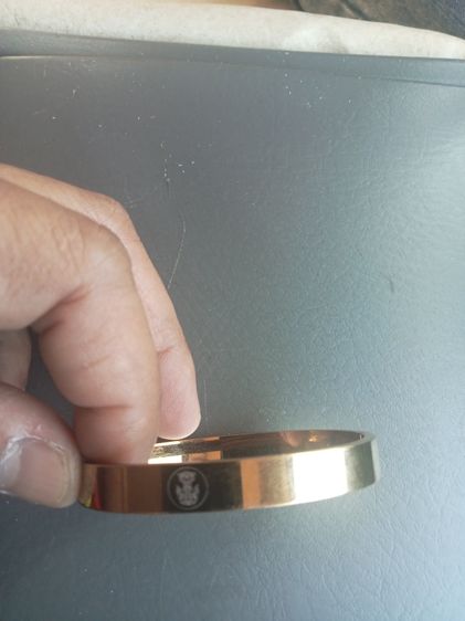 กำไลตะปูปู่มหาศิลา