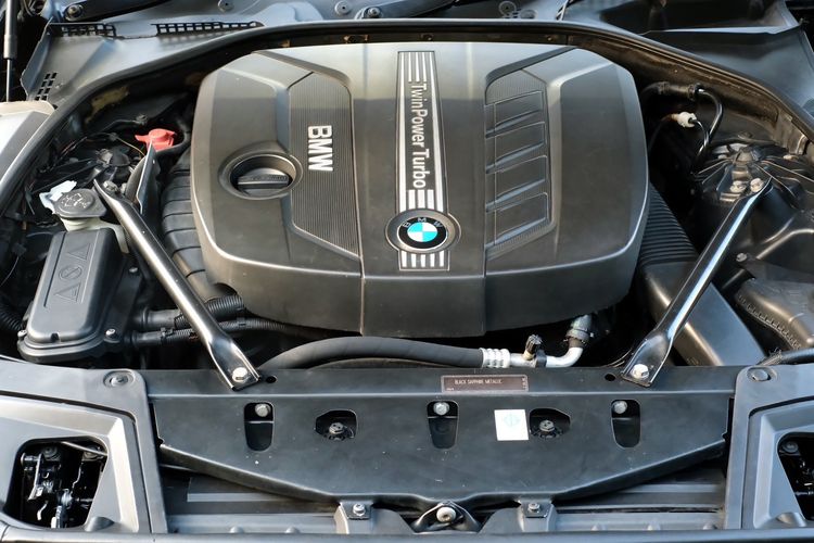 BMW Series 5 2013 525d Sedan ดีเซล ไม่ติดแก๊ส เกียร์อัตโนมัติ ดำ รูปที่ 4