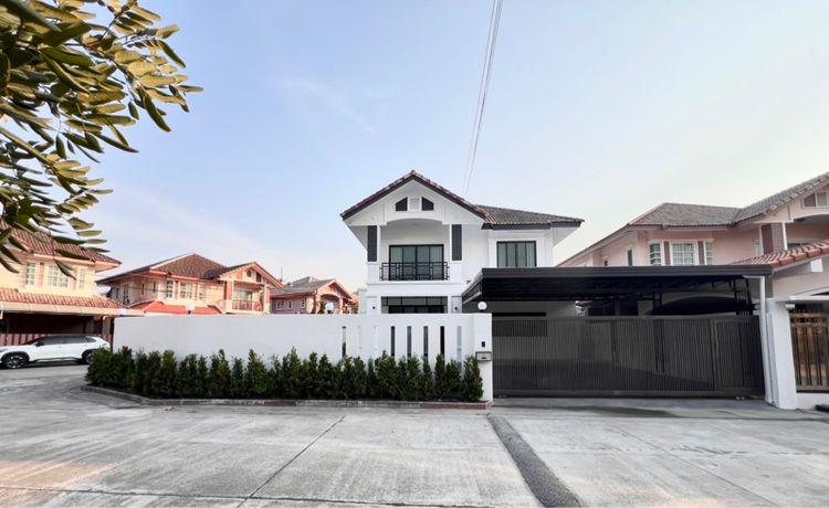 ตกแต่งครบ ใช่ บ้านเช่า Pool villa ขนาดใหญ่ใจกลางพัทยาเหนือ รูปที่ 2